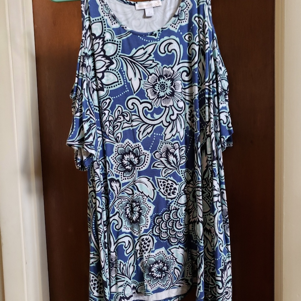 Westport 1962 cold shoulder top.